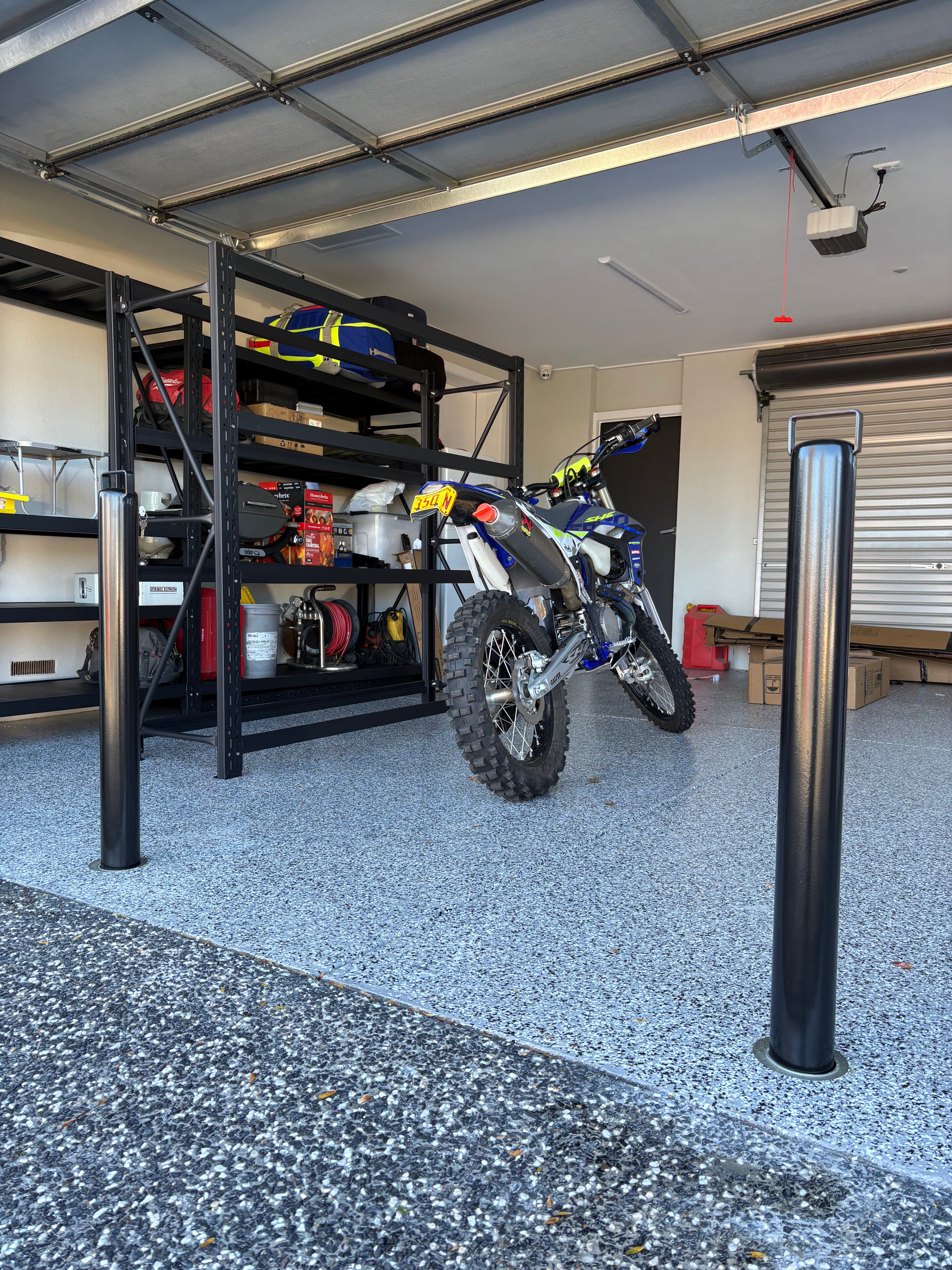Bollard Removable KeyLock 90mm In Ground - Black