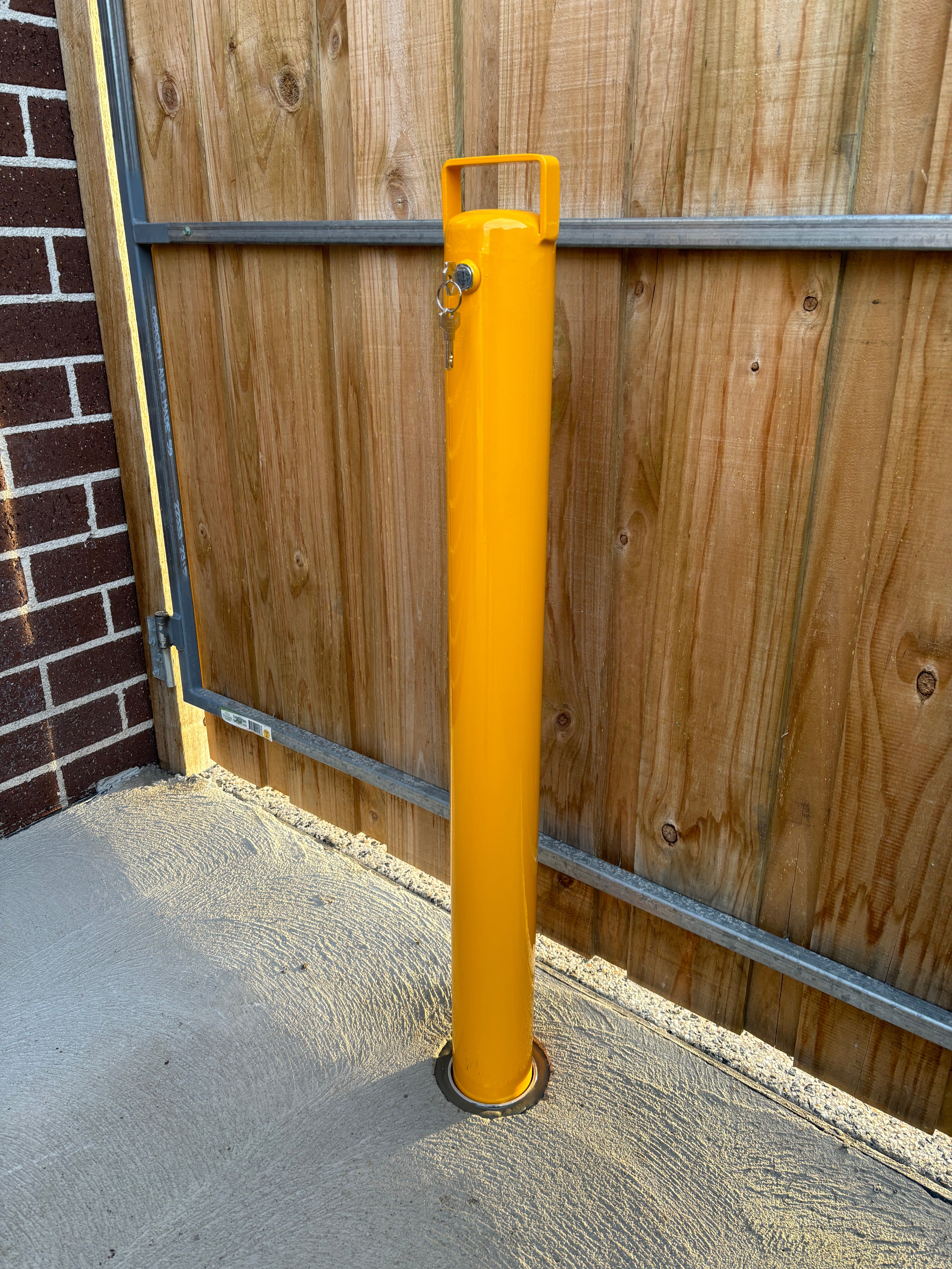 Bollard Removable KeyLock 90mm In Ground - Yellow